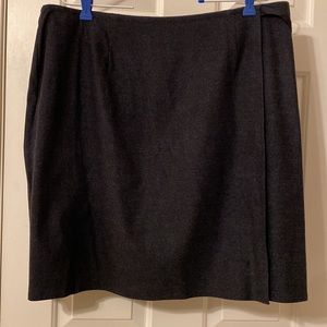 Hillard and Hanson womens charcoal grey wrap skirt.